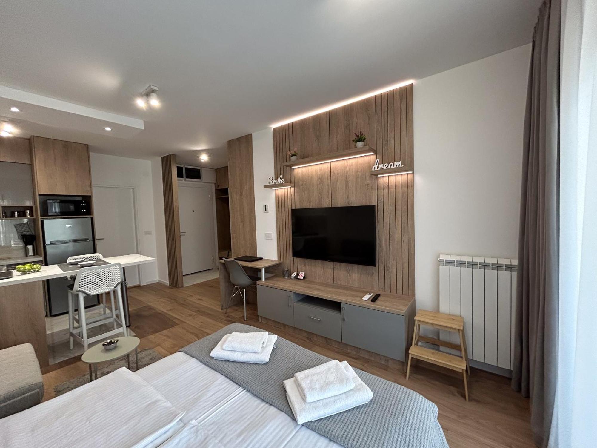 Apartment V Park Lux *